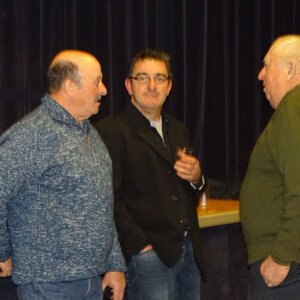 à droite claude Chaumenie